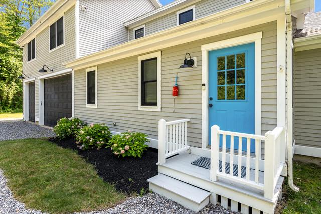 48 Pond Rd, Chebeague Island, ME 04017