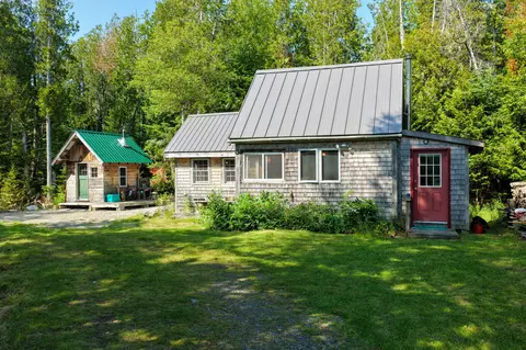1125 Boot Cove Rd, Lubec, ME 04652