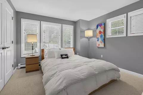 Bedroom - 17 Yardarm Way, Ogunquit, ME 03907 photo 3 of 6