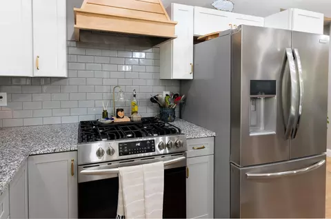 Kitchen - 520 Bog Rd, Hermon, ME 04401 photo 4 of 5