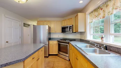 Kitchen - 95 Snow Rd, Durham, ME 04222 photo 5 of 7