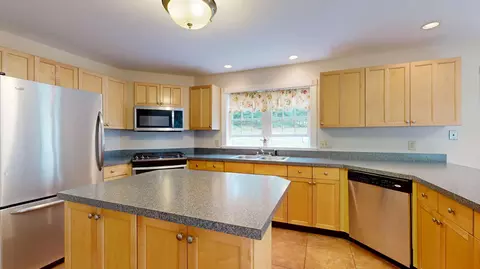 Kitchen - 95 Snow Rd, Durham, ME 04222 photo 2 of 7