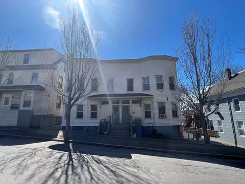 16 Gilman St, Portland, ME 04102