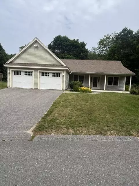 36 Grover Rd, Cape Elizabeth, ME 04107