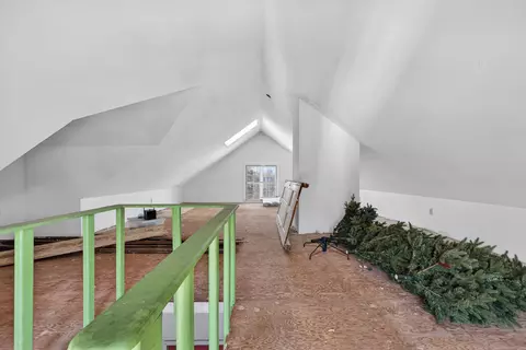 Entry Way - 45 Bedford St, Bath, ME 04530 photo 15 of 18