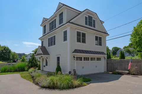 2 Myrtle Ave, South Portland, ME 04106