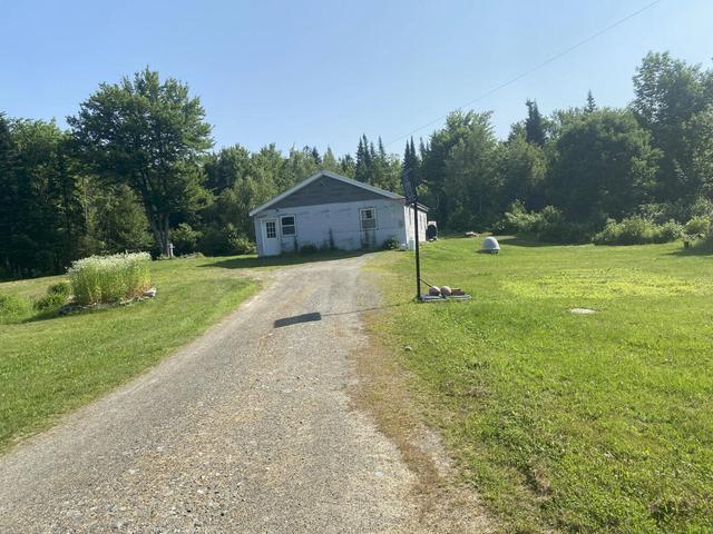 165 Brighton Rd, Athens, ME 04912