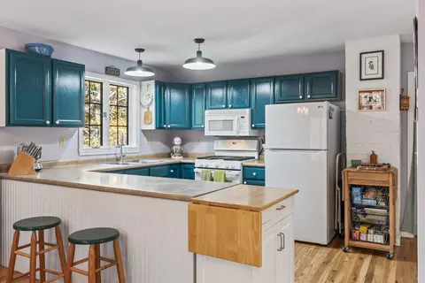 Kitchen - 1308 Main Rd, Phippsburg, ME 04562 photo 3 of 3