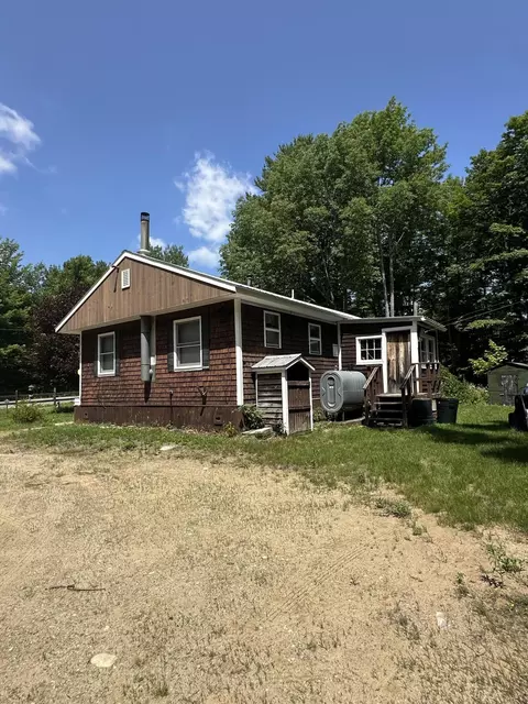 Exterior - 605 E Jay Rd, Jay, ME 04239 photo 2 of 5