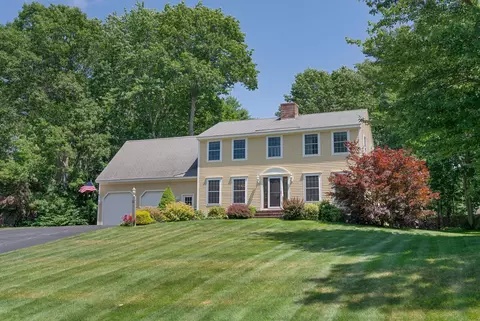 31 Pine Ledge Dr, Scarborough, ME 04074