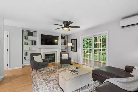 Living - 16 Woodside Dr #4, Gorham, ME 04038 photo 3 of 3