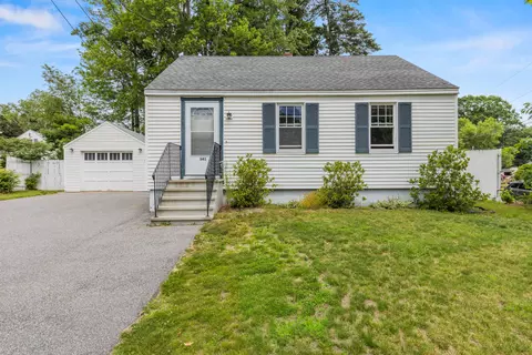 341 Auburn St, Portland, ME 04103