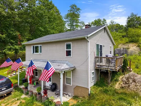 543 Riverside Dr, Eddington, ME 04428