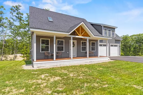46 Woodbrey Ln, Standish, ME 04084