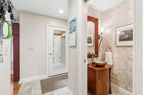 Entry Way - 18 Mill Island Rd, Arrowsic, ME 04530 photo 7 of 8