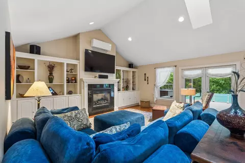 Living - 18 Mill Island Rd, Arrowsic, ME 04530 photo 5 of 5