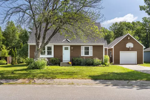 12 Barnstable Rd, South Portland, ME 04106