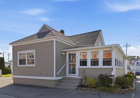 5 Roussin St, Old Orchard Beach, ME 04064