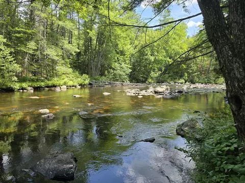 15 Stans Rd, Harrison, ME 04040
