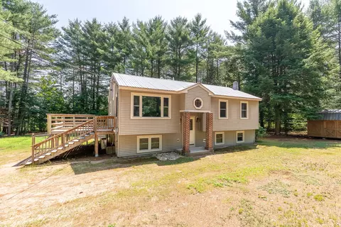 92 Plains Rd, Harrison, ME 04040