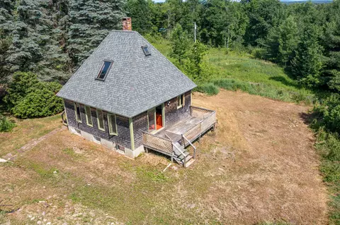 416 Lincolnville Ave, Belfast, ME 04915