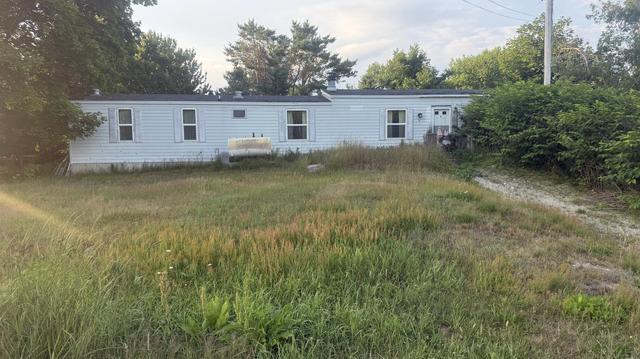 5 Sunset Ave, Stonington, ME 04681