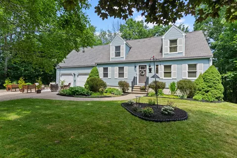 70 Lugrin St, Westbrook, ME 04092