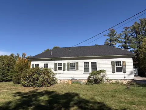 38 Sampson Ln, Parsonsfield, ME 04047