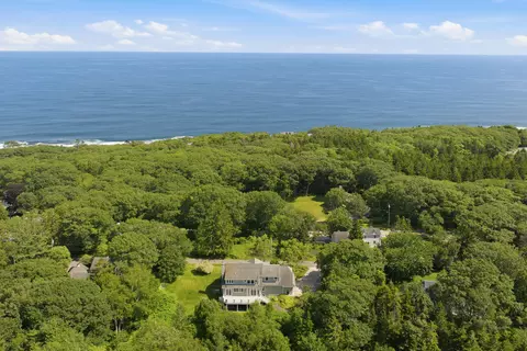 20 Beacon Ln, Cape Elizabeth, ME 04107