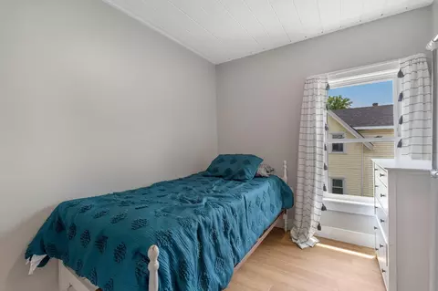 Bedroom - 92 State St, Brewer, ME 04412 photo 10 of 10