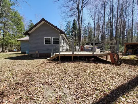 135 Andrews Rd, Corinth, ME 04427