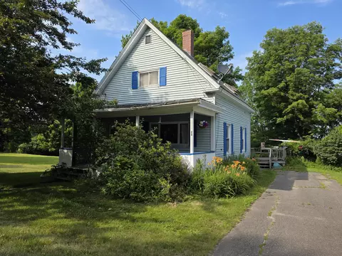 28 N Guilford Rd, Monson, ME 04464