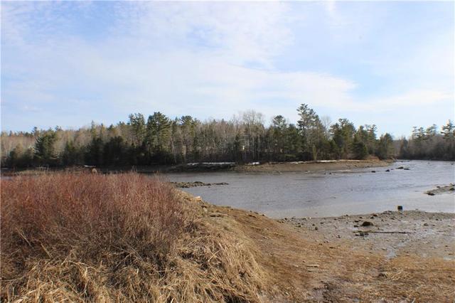 40 Main St, Dennysville, ME 04628