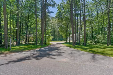 5 Davis Dr, Saco, ME 04072 photo 6