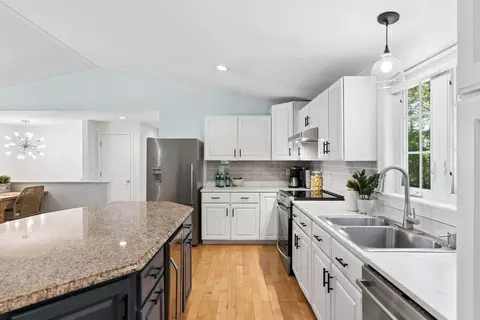 5 Davis Dr, Saco, ME 04072 photo 13