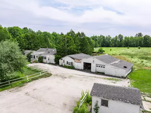 512 Mudgett Rd, Levant, ME 04456