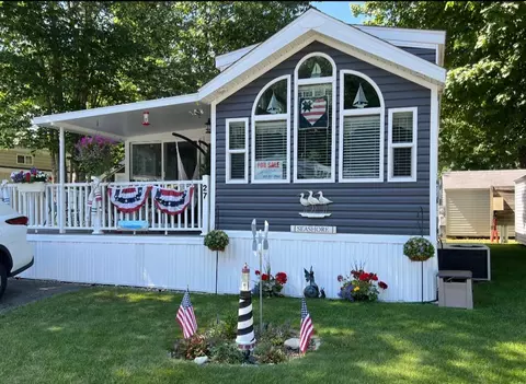 1 Seacoast Ln #27, Old Orchard Beach, ME 04064