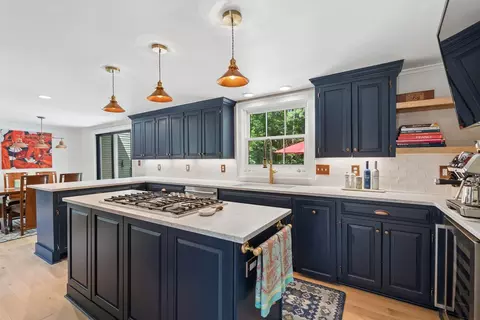 Kitchen - 3 Fox Run, Kennebunk, ME 04043 photo 4 of 7