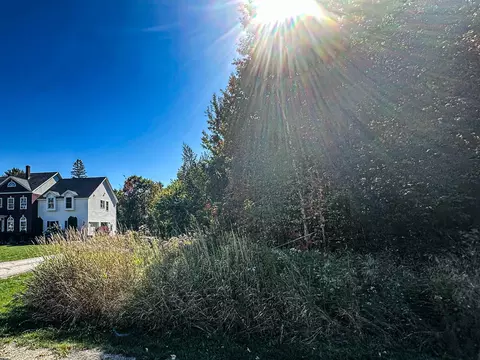 60 Constitution Ave, Hampden, ME 04444 photo 4