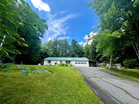 60 Merritt St, Canaan, ME 04924
