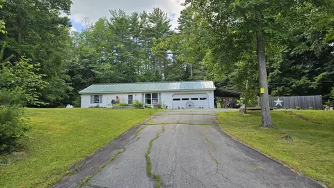 60 Merritt St, Canaan, ME 04924