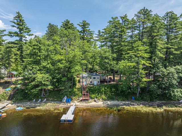 136 Hogan Pond Ln, Oxford, ME 04270