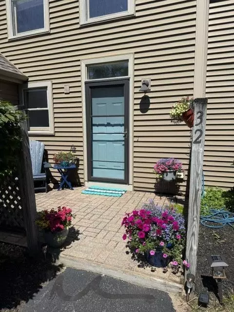 7 Old Salt Rd #32, Old Orchard Beach, ME 04064