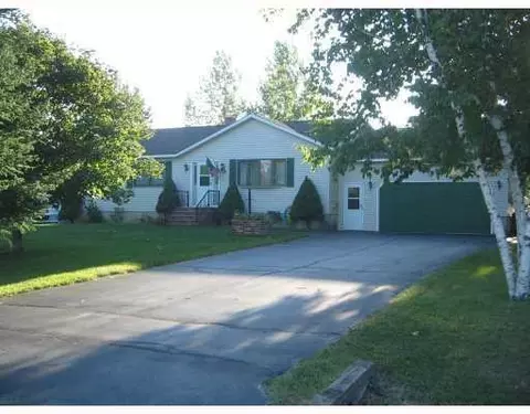 42 Tallwood Dr, Milford, ME 04461