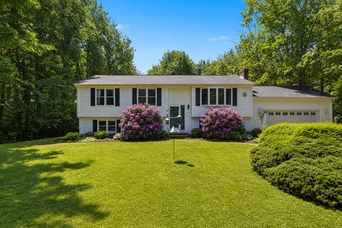 4 Jesse Cir, Sanford, ME 04073