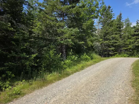 18 Leach Point Rd, Perry, ME 04667 photo 4