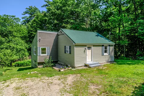 146 Demeritt Rd, Newfield, ME 04095