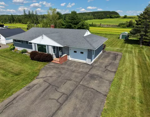 427 Sweden St, Caribou, ME 04736