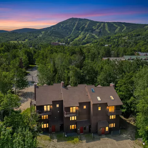 533 Spruce Creek Rd #533, Carrabassett Valley, ME 04947