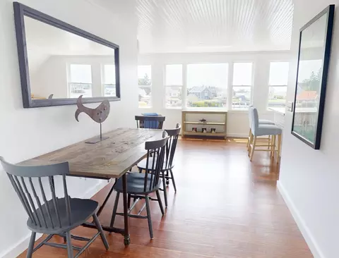 Dining - 49 Main, Vinalhaven, ME 04863 photo 10 of 10